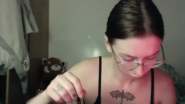 JuicyErika online show from May 26, 10:53 pm
