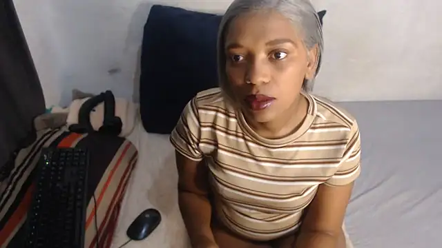 NawtyDiva4u online show from June 8, 2:56 am
