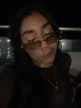 SaryJonex online show from May 15, 10:45 pm