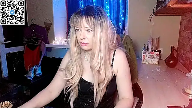 Fluffy Duffy962 online show from June 10, 8:18 pm
