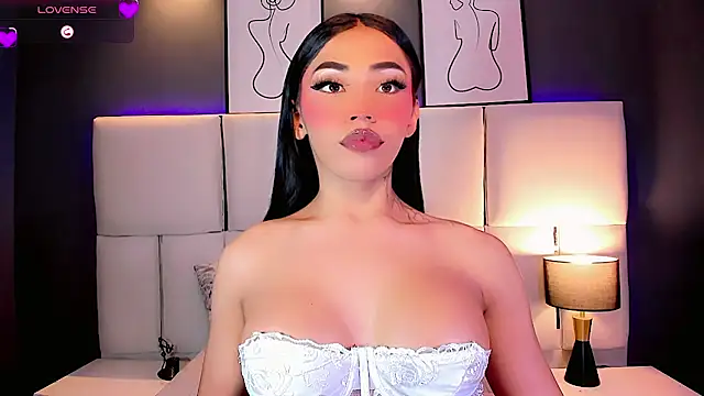 Aleisha Beaumont online show from July 21, 9:59 pm