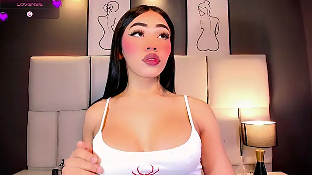 Aleisha Beaumont online show from July 9, 9:50 pm