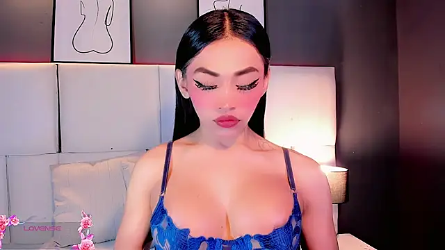 Aleisha Beaumont online show from August 8, 9:34 pm