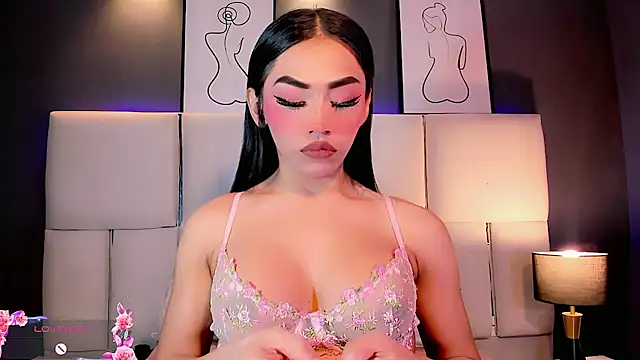 Aleisha Beaumont online show from August 3, 9:31 pm
