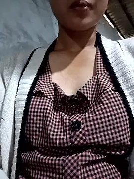 Rosie LoveUU online show from May 4, 12:36 am
