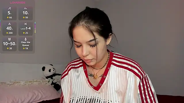 missinfull online show from May 3, 3:04 pm