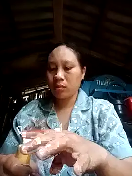 lanngoc2 online show from May 10, 12:02 am