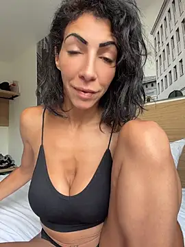Yasmiinee online show from July 15, 6:12 pm