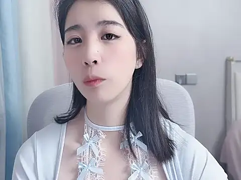 amy-6668 online show from May 4, 4:05 am