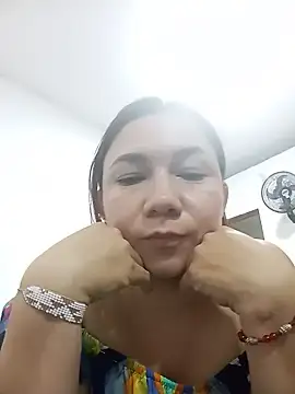 Luna Morch online show from July 10, 2:01 am