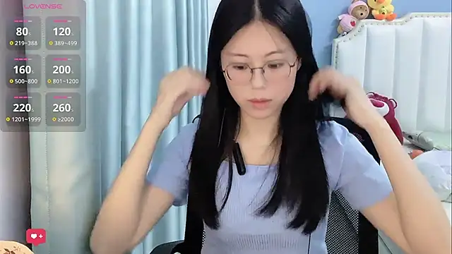 Luna-666 online show from May 5, 3:26 pm