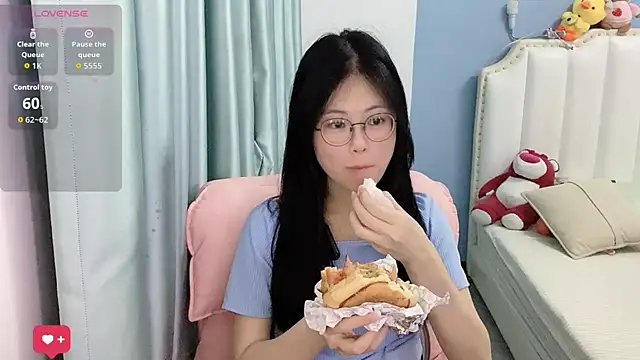 Luna-666 online show from July 2, 2:12 pm