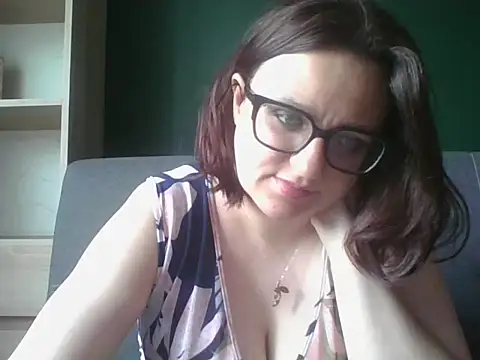 sensual paris online show from May 4, 5:33 am