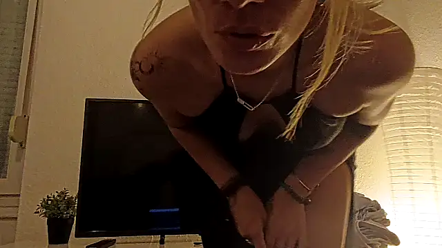 Goddess-Anne online show from June 15, 9:48 pm