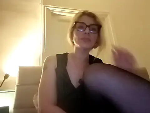 Goddess-Anne online show from June 8, 7:36 pm
