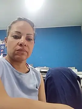 luhpimentinha01 online show from June 3, 9:09 pm