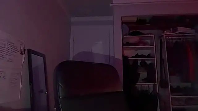 Maddieblairxo online show from July 26, 8:11 am