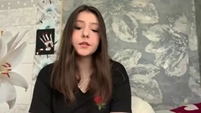 RonniJess online show from April 30, 7:24 am