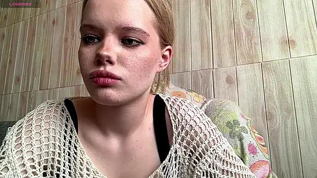 Malinwitch online show from June 25, 2:07 pm