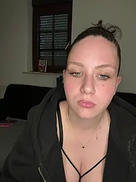 CuteBeaX online show from June 16, 7:04 pm