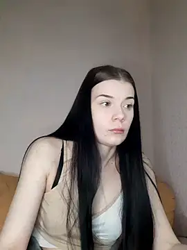 LunaAdika777 online show from May 3, 3:15 pm