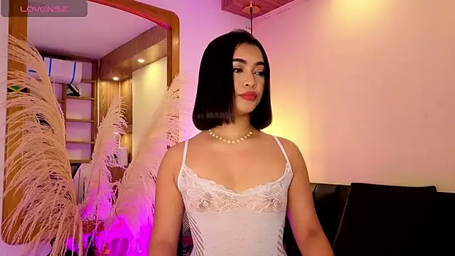 Chloe monroee online show from May 8, 3:10 am
