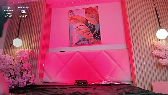 Paulina bennet online show from July 12, 12:39 pm