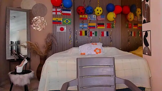 BBWLuxuryMuse online show from June 22, 11:40 am