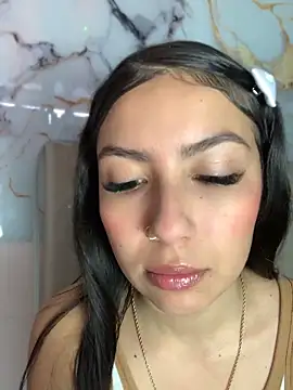 Julieth ec online show from June 7, 12:34 pm