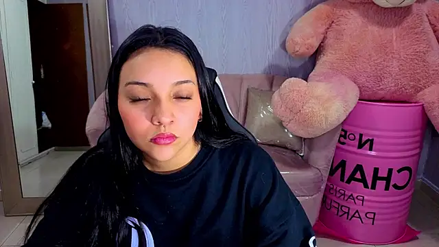 lia harper t online show from June 26, 2:57 am