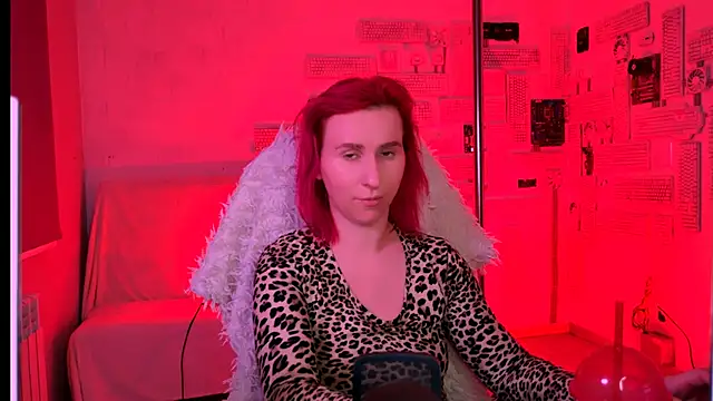 ericapotter online show from May 12, 4:24 pm