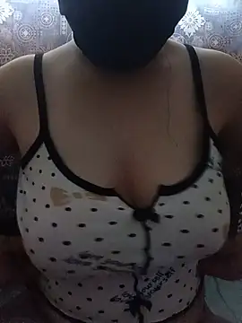 Luna120 online show from June 26, 4:19 pm