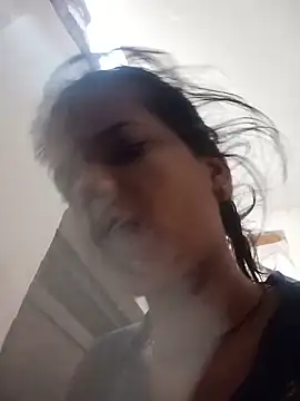 Student garl 1 online show from June 11, 12:32 am