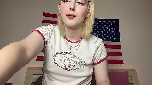 llinabarbie online show from August 5, 3:51 pm