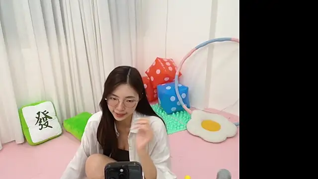 yoyo202605 online show from June 30, 12:15 pm