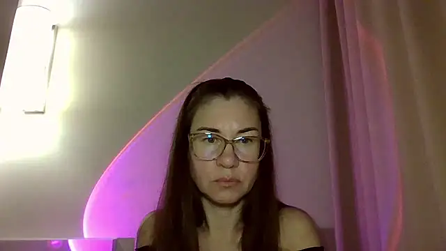 Venus  Love online show from May 14, 6:25 pm
