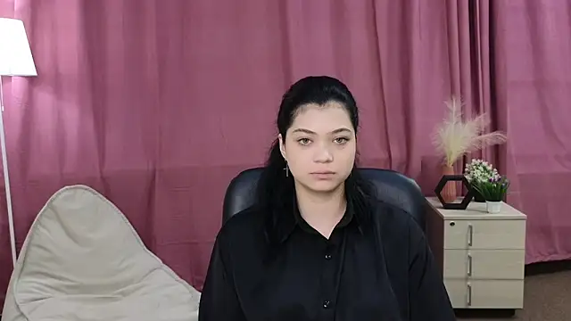 AngelicaSchrupp online show from May 7, 9:35 am