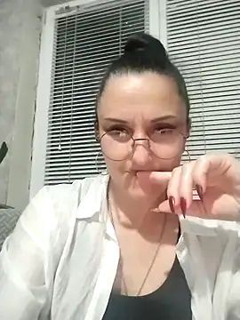 MillaMia45 online show from May 11, 7:44 pm