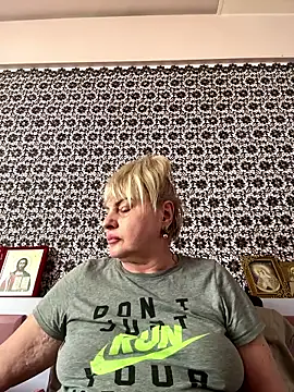AnastasiaGrey777 online show from June 21, 10:08 am