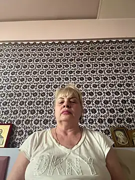 AnastasiaGrey777 online show from June 10, 5:28 am