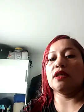 dorafoxyy online show from June 15, 2:50 pm