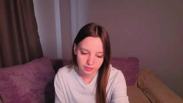 lolytaberry online show from May 16, 2:03 am