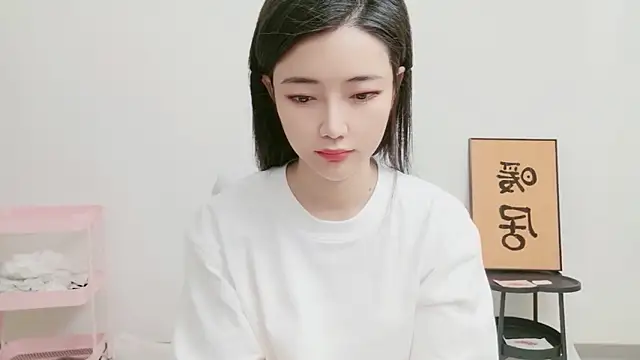 woxiangjinjin030 online show from May 13, 7:36 am
