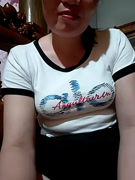 -Trici- online show from August 1, 2:13 am