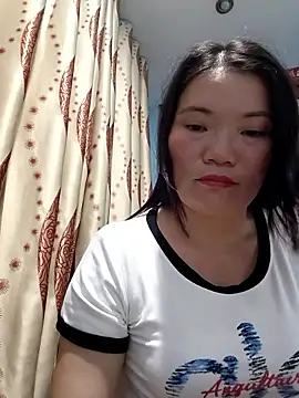 -Trici- online show from May 20, 7:00 pm