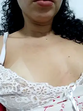 venuseyes25 online show from June 26, 4:47 am
