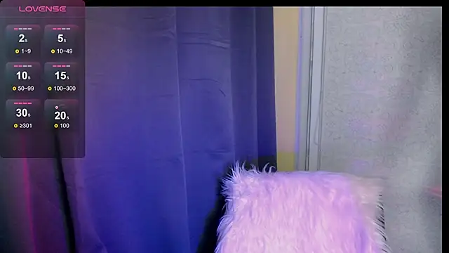 MichelleVelour online show from July 10, 5:13 pm