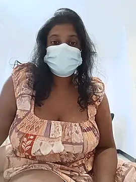 Xbees CT online show from June 3, 7:20 am