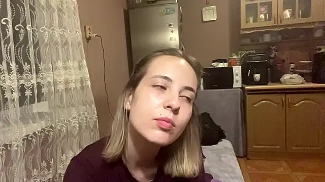 DaphneAmor online show from May 12, 8:26 pm