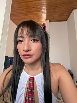 Charlottee01- online show from June 5, 9:21 pm